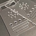 5mm vastag extrudált plexi lemezből lézervágott előlap.